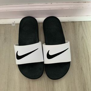Nike slides
